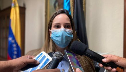 DIRECTORA