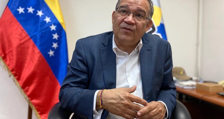 Rector Enrique Márquez: El CNE debe facilitar el ejercicio del referendo revocatorio 1 Enrique Márquez