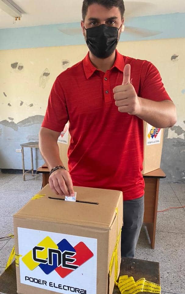 Gianluigi Di Martino: «Conmigo los infiltrados de la revolución no van a pescar en río revuelto» 2 27a9feb7 gianluigi di martino invita a jovenes a votar diarior