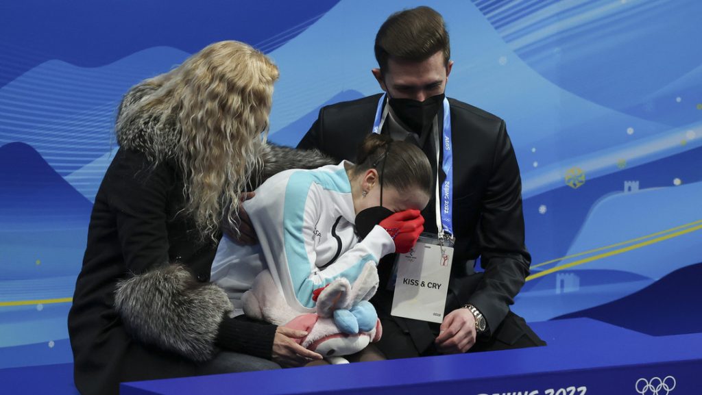 El mundo deportivo de Rusia reaccionó al cuarto lugar de Kamila Valíeva en los JJ. OO. 2 620e85ab59bf5b2f7270ecce