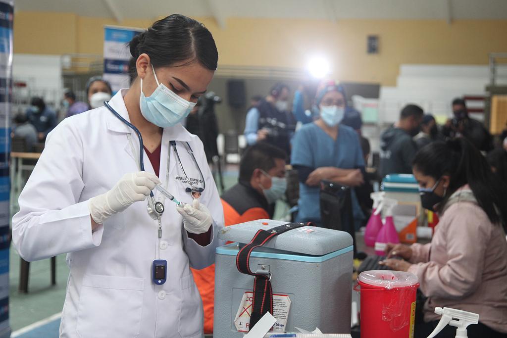 Sinovac instalará fábrica de vacunas en Ecuador 2 vacunas en Ecuador