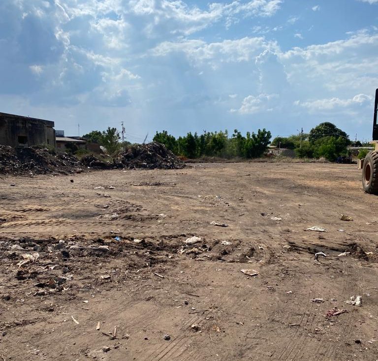 Vecinos de Eugenio Bustamante agradecen la limpieza por parte de la Alcaldía de Maracaibo del Ambulatorio Los Altos 3 Los Altos e1644257684771