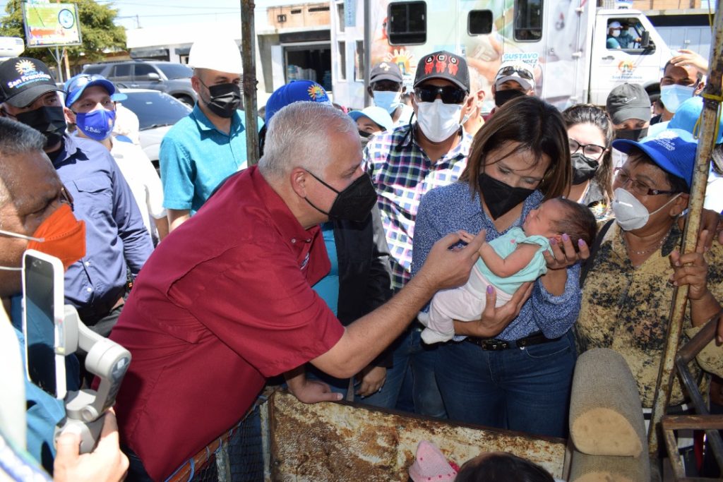 alcalde Gustavo Fernández