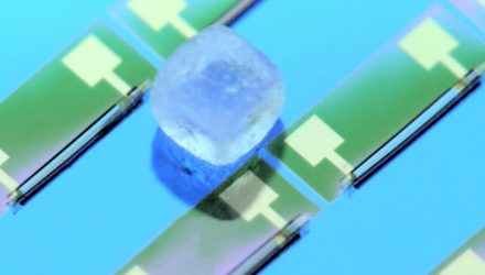 batería recargable submilimétrica