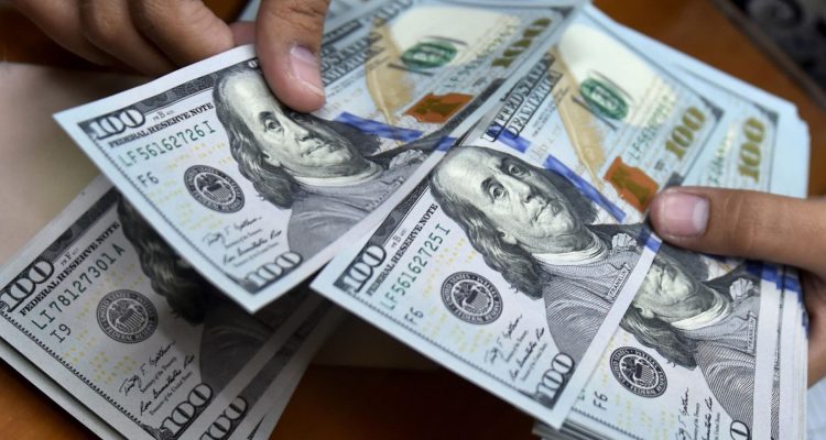 dólar