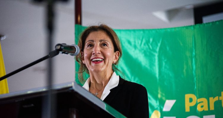 «Las mujeres que se hacen violar»: La frase de Ingrid Betancourt que generó criticas en Colombia 1 frase de ingrid betancourt