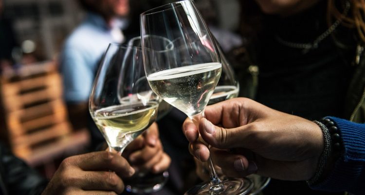 Un hombre bebió alcohol todos los días durante un mes y mostró las consecuencias de su experimento (+VIDEO) 1 hombre bebió alcohol todos los días