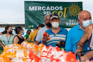 Más de 20 TON de alimentos y proteínas distribuyó la Alcaldía de Maracaibo con los Mercados del Sol en Juana de Ávila 4 4b5cb71f fcbb 4cef a1af 45f6e03b4a41