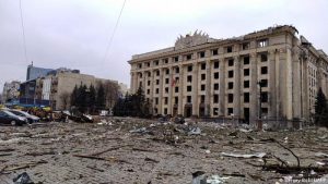 Rusia lanzó un fuerte bombardeo en Járkov, el centro de la segunda ciudad ucraniana 2 60956798 401