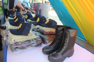 Alcalde Gustavo Fernández entrega motocicletas, bicicletas y uniformes a Polisur 3 63f457a9 fa2c 4265 8ea5 3ff0dc3ec7c5