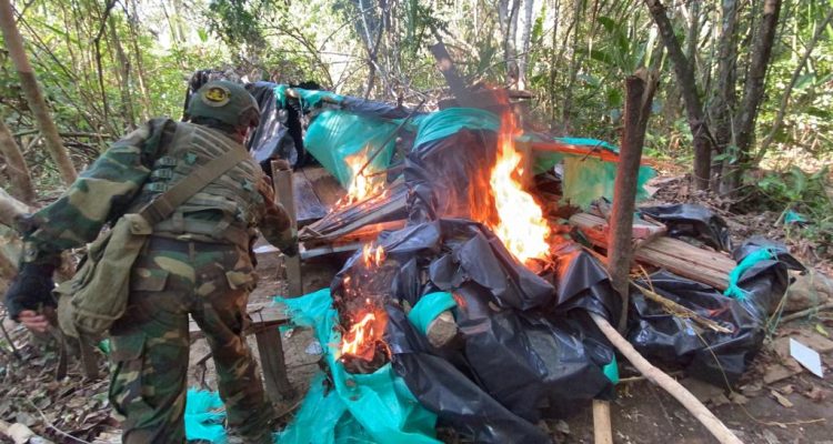 centro clandestino de elaboración de explosivos