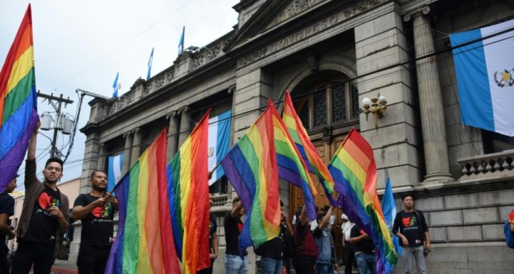 Guatemala: Congreso aprobó una ley que prohíbe el matrimonio homosexual y elevó las penas por aborto 1 matrimonio homosexual