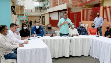 VECINOS DE LA PARROQUIA JUANA DE AVILA
