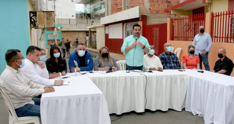 VECINOS DE LA PARROQUIA JUANA DE AVILA