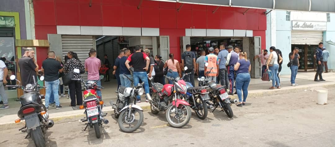 CICPC realizó allanamiento ilegal a centro comercial «San Andrecito» 2 D99FB6C7 2F75 478D 8DBC ED3539272B7A