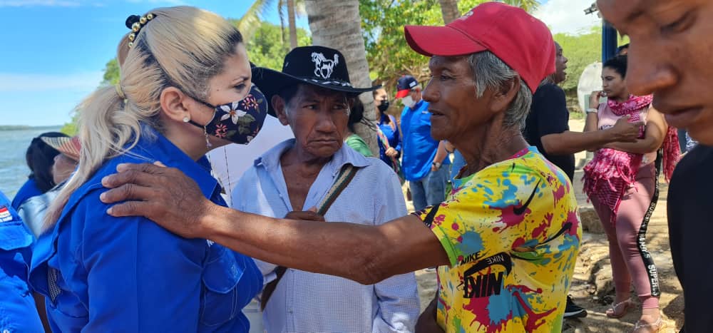 Dirección Regional de UNT Zulia llegó a Almirante Padilla para oír las necesidades de los habitantes y hallar soluciones 2 padilla