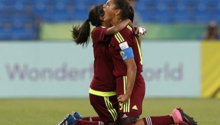 vinotinto femenina
