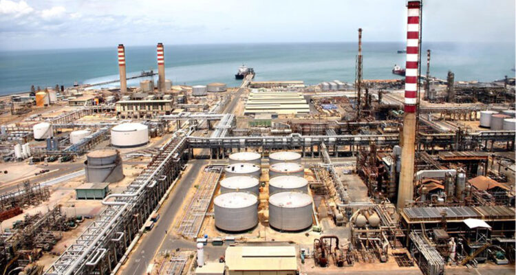 Irán está negociando la renovación de la refinería más grande de Venezuela 1 iran