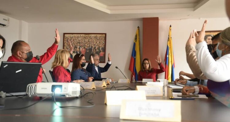 Bloque Parlamentario del Zulia presentó informe ante la Asamblea Nacional por discriminación de Medios Alternativos y Comunitarios 1 Asamblea Nacional