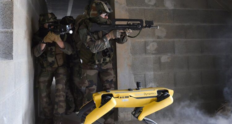 Ucrania usará un perro robot de EE. UU para detectar y desactivar las minas que dejaron los rusos 1 16179779989259