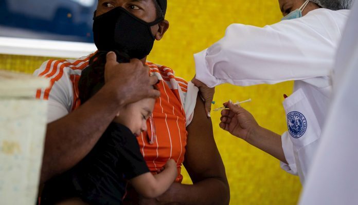 44% de los centros de salud fijados en el país para vacunar contra el covid-19 están inactivos 1 centros de salud