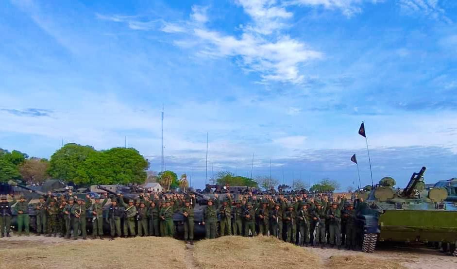 Presidente Maduro ordena incrementar operaciones para desarticular grupos TANCOL 2 FUU0f4aXEAAuAse