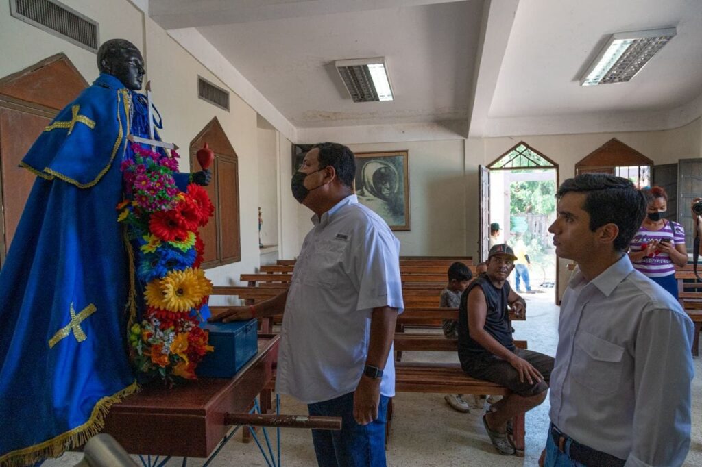 Alcalde Rafael Ramírez Colina inspeccionó obras en la parroquia Cristo de Aranza 4 WhatsApp Image 2022 06 01 at 11.52.58 AM 1