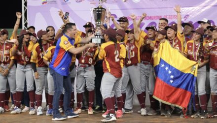 Femenino de Béisbol