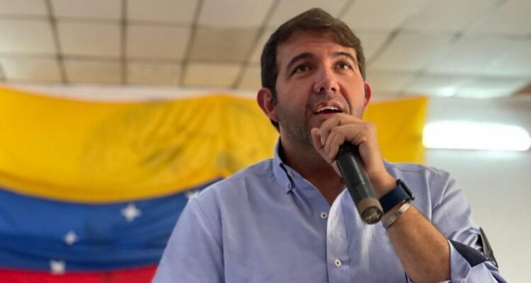 Carlos Prosperi envió primer video en redes sociales tras silencio desde la Primaria 1 CARLOS PROSPERI 2022 960x640 1