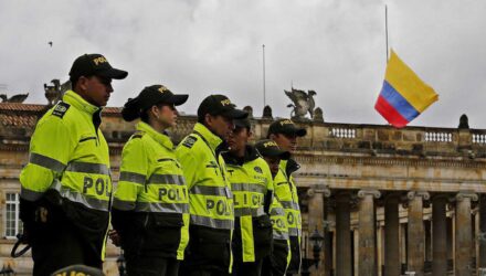 Policia