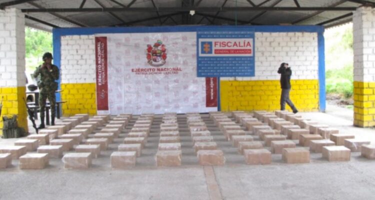 incautan mas de 700 kilos de cocaina en latas de atun en colombia 108648