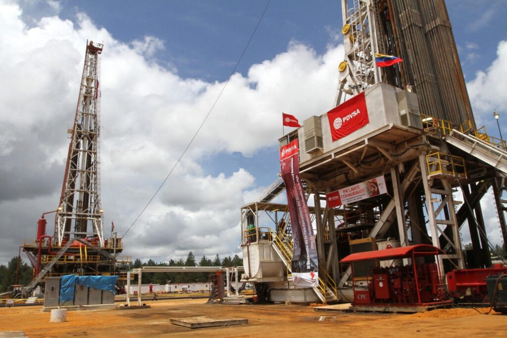 Venezuela reabre algunos pozos petroleros mientras se reanudan las exportaciones de crudo, según Reuters 2 PDVSA