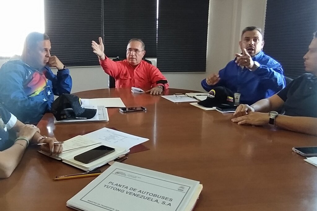 Metro de Maracaibo laborará todos los días y pone en marcha recuperación de autobuses Yutong 7 Picsart 22 08 31 16 59 34 096