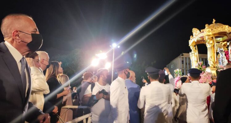 Gobernador se unió al pueblo zuliano en la Bajada de La Chinita 1 chinita
