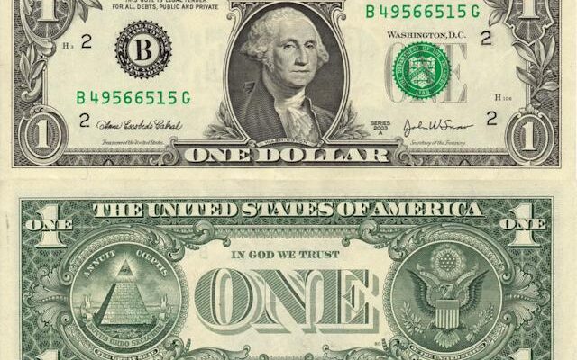 Dólar paralelo cierra la jornada de este 3 de octubre con alza de 0,38 % 1 Un dólar