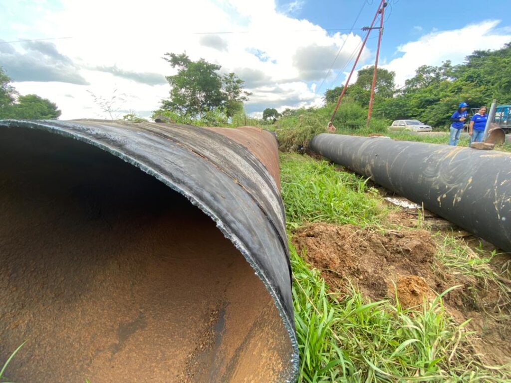 Hidrolago sustituyó 48mts de tubería para mejorar servicio hídrico a cuatro municipios la Costa Oriental del Lago 4 WhatsApp Image 2022 10 17 at 3.21.33 PM 3
