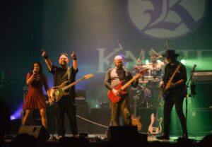 El Teatro Baralt se vistió de Rock 3 r4