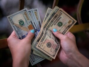 dólar