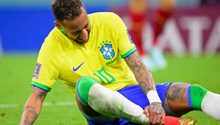 neymar golpe