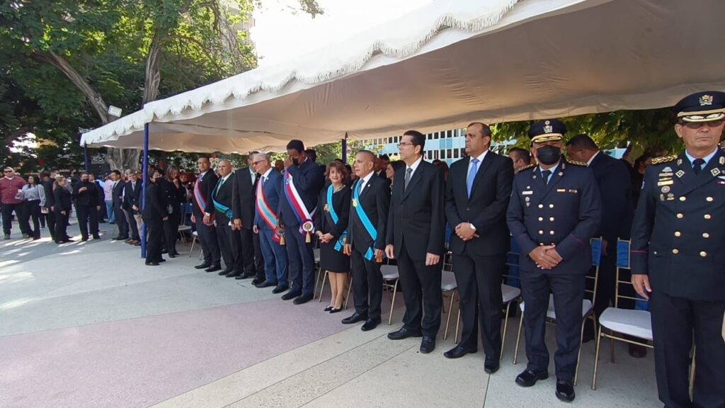 Gobernador del Zulia Manuel Rosales encabezó actos por los 192 años de la muerte de El Libertador Simón Bolívar 2 WhatsApp Image 2022 12 17 at 6.58.29 PM