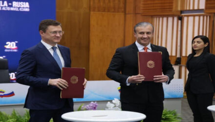tareck El Aissami y alexander novak