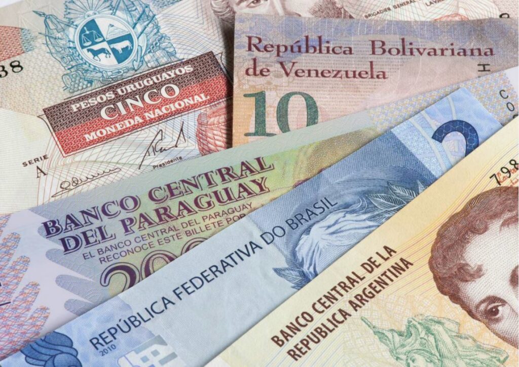 Reemplazo al dólar: Argentina acordó con China el pago de sus importaciones en yuanes 3 Moneda en comun