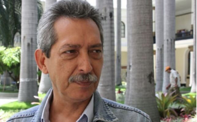 Diputado Oswaldo Vera aseguró que aún se discute la posibilidad de un ajuste salarial 1 Vera