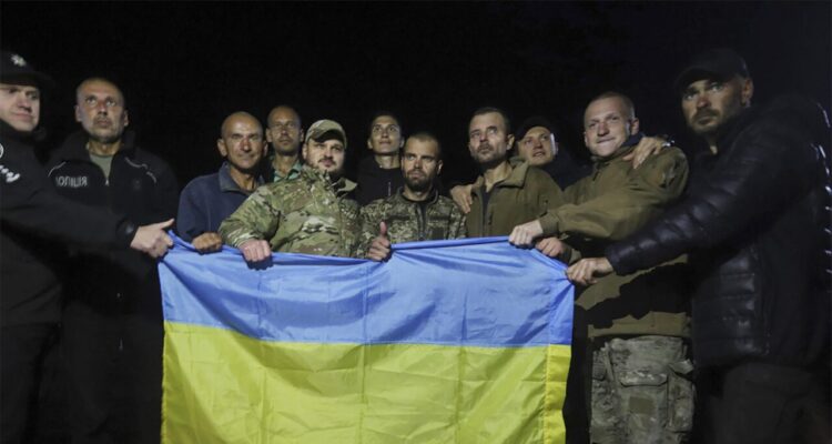 Ucrania y Rusia canjearon a un centenar de prisioneros de cada lado 1 Ucrania