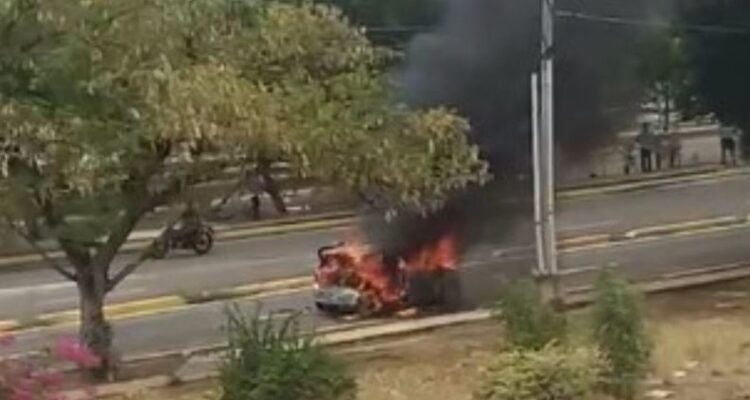 Denunciaron que explosiones de carros en Zulia se deben a la mala calidad de la gasolina 1 GASOLINA. INCENDIO