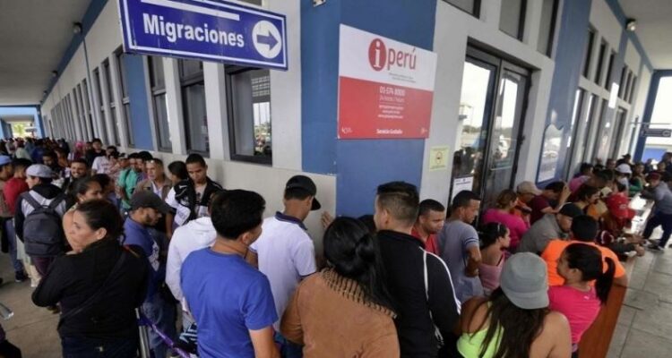 Migrantes.Chile .Peru