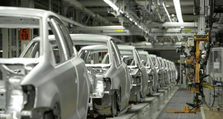 Favenpa pidió reactivar créditos bancarios y eliminar el IGTF 1 Autos