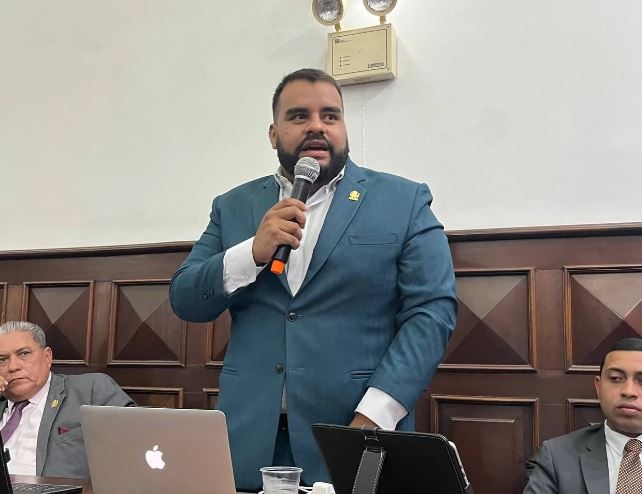Clez exigió al CNE garantizar condiciones para inscripción de más de 423 mil jóvenes en el Zulia ante el Registro Electoral 2 Barboza CLEZ