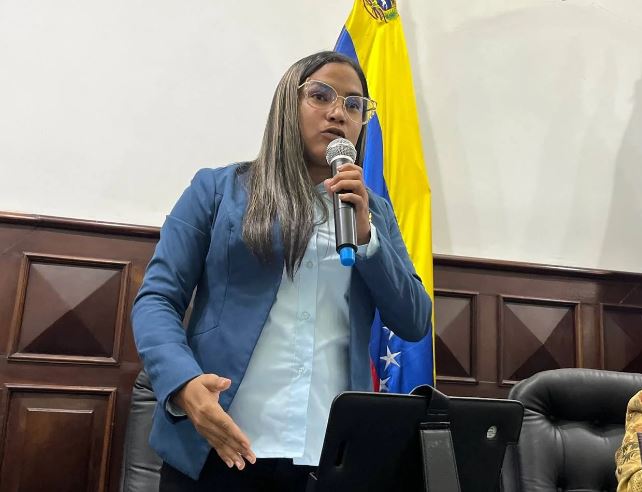 Clez exigió al CNE garantizar condiciones para inscripción de más de 423 mil jóvenes en el Zulia ante el Registro Electoral 3 Clez jovenes