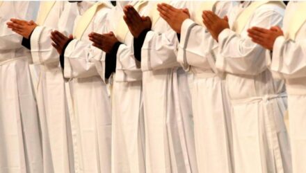 Sacerdotes2